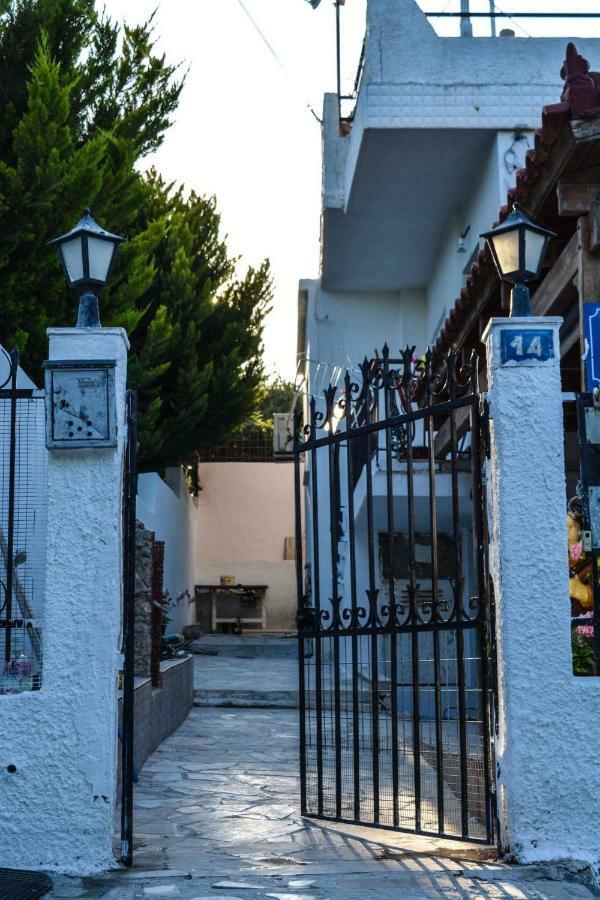 Sofia'S Seaview Villa Near Airport And Beach أرتيميدا المظهر الخارجي الصورة